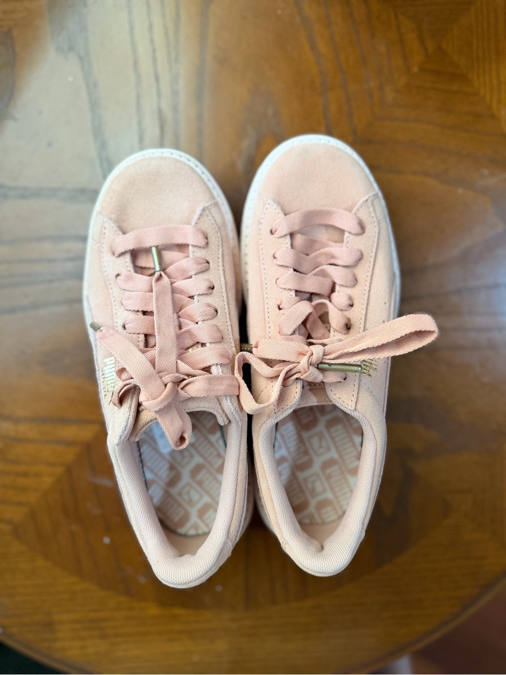 Puma Pink Suede Low-Top Sneakers 6.5 women’s